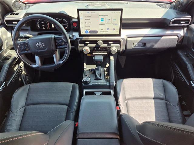 Used 2025 Toyota 4Runner TRD Off-Road Premium AWD/4WD image 17