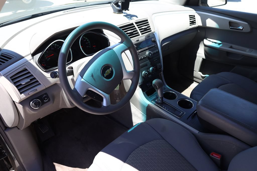 Used 2011 Chevrolet Traverse LS AWD/4WD image 11