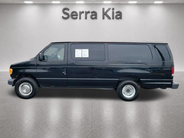 Used 2006 Ford E-350 and Econoline 350 Extended Super Duty RWD image 2