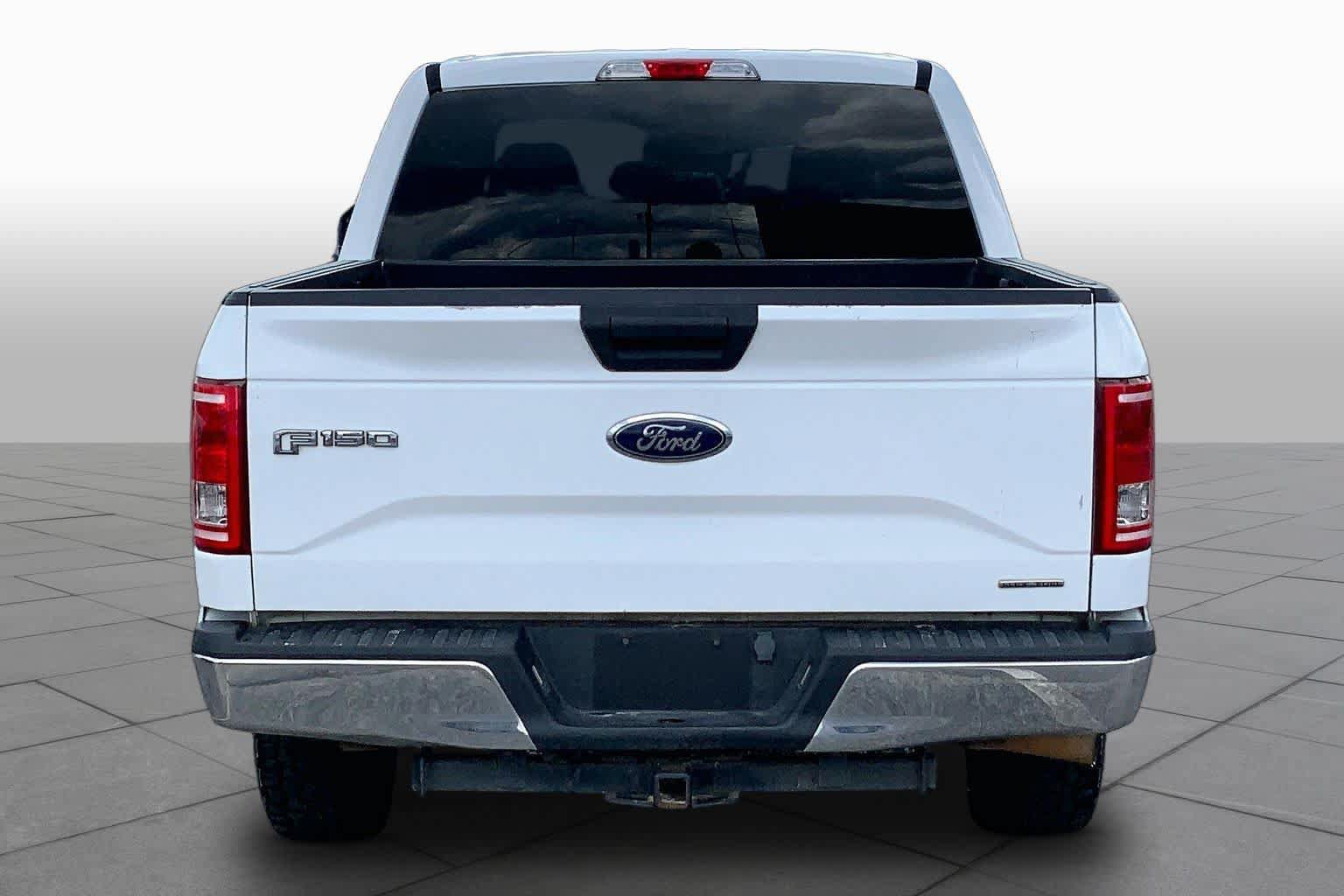 Used 2016 Ford F150 XLT AWD/4WD image 4