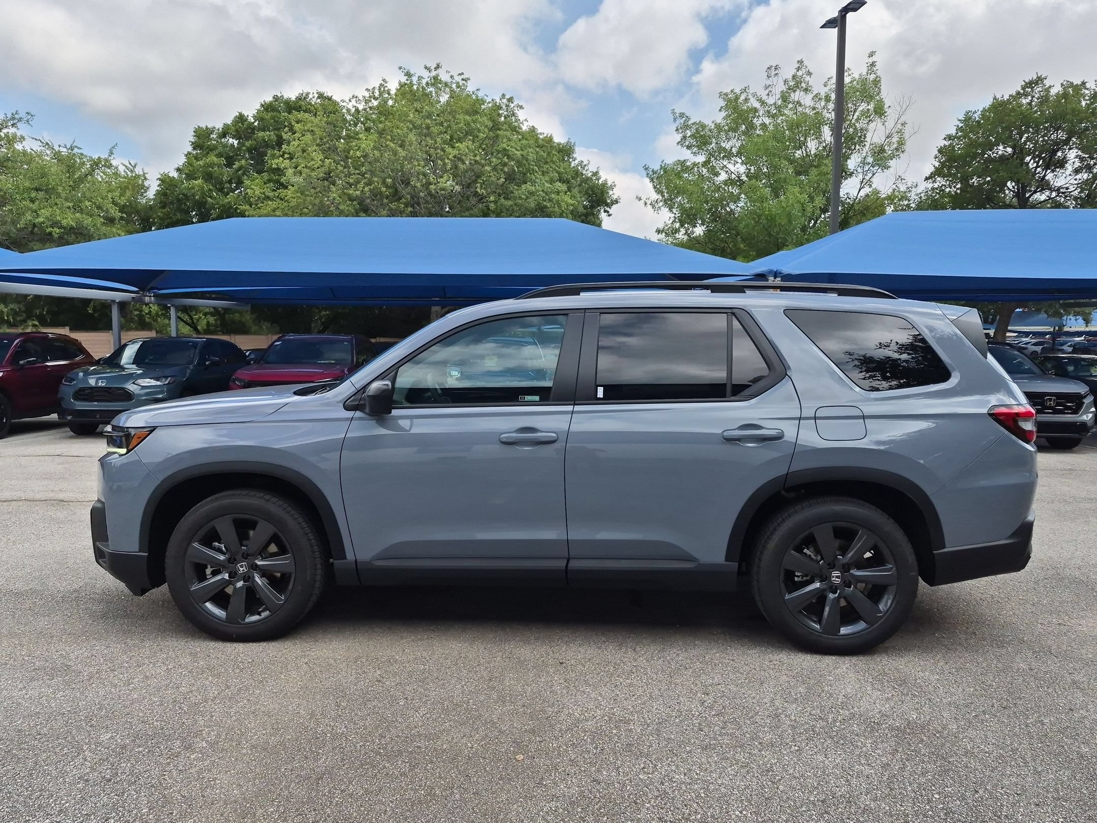 New 2026 Honda Pilot Sport video 2