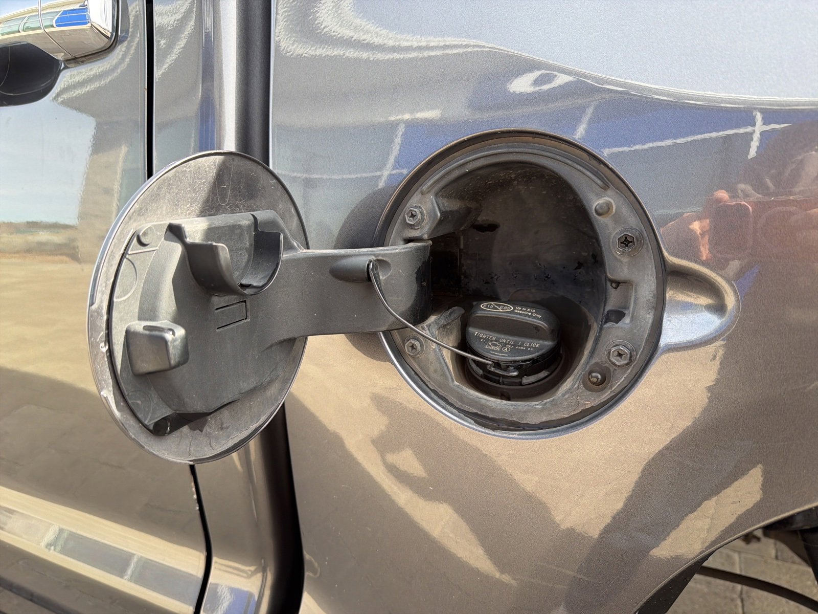 Used 2014 Toyota Tundra Platinum image 12