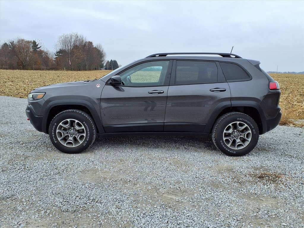 Used 2022 Jeep Cherokee Trailhawk w/ Premium Leather Package image 36