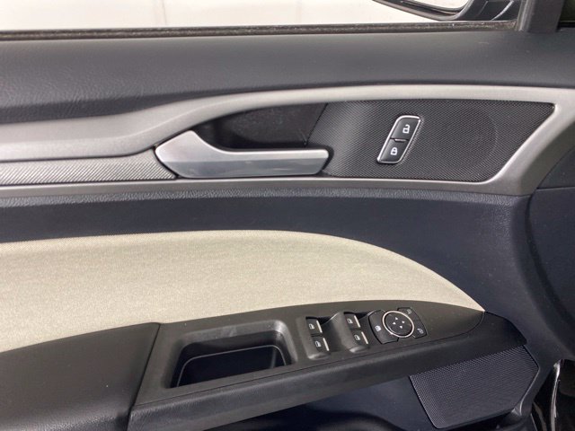 Used 2020 Ford Fusion S FWD image 14