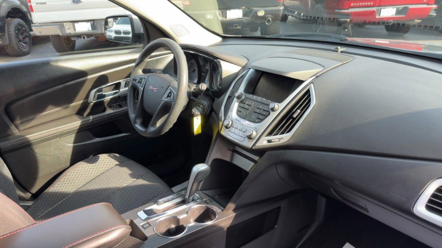 Used 2012 GMC Terrain SLE AWD/4WD image 16