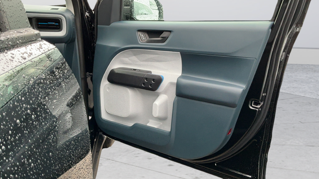 New 2026 Ford Maverick XLT w/ XLT Luxury Package FWD image 19
