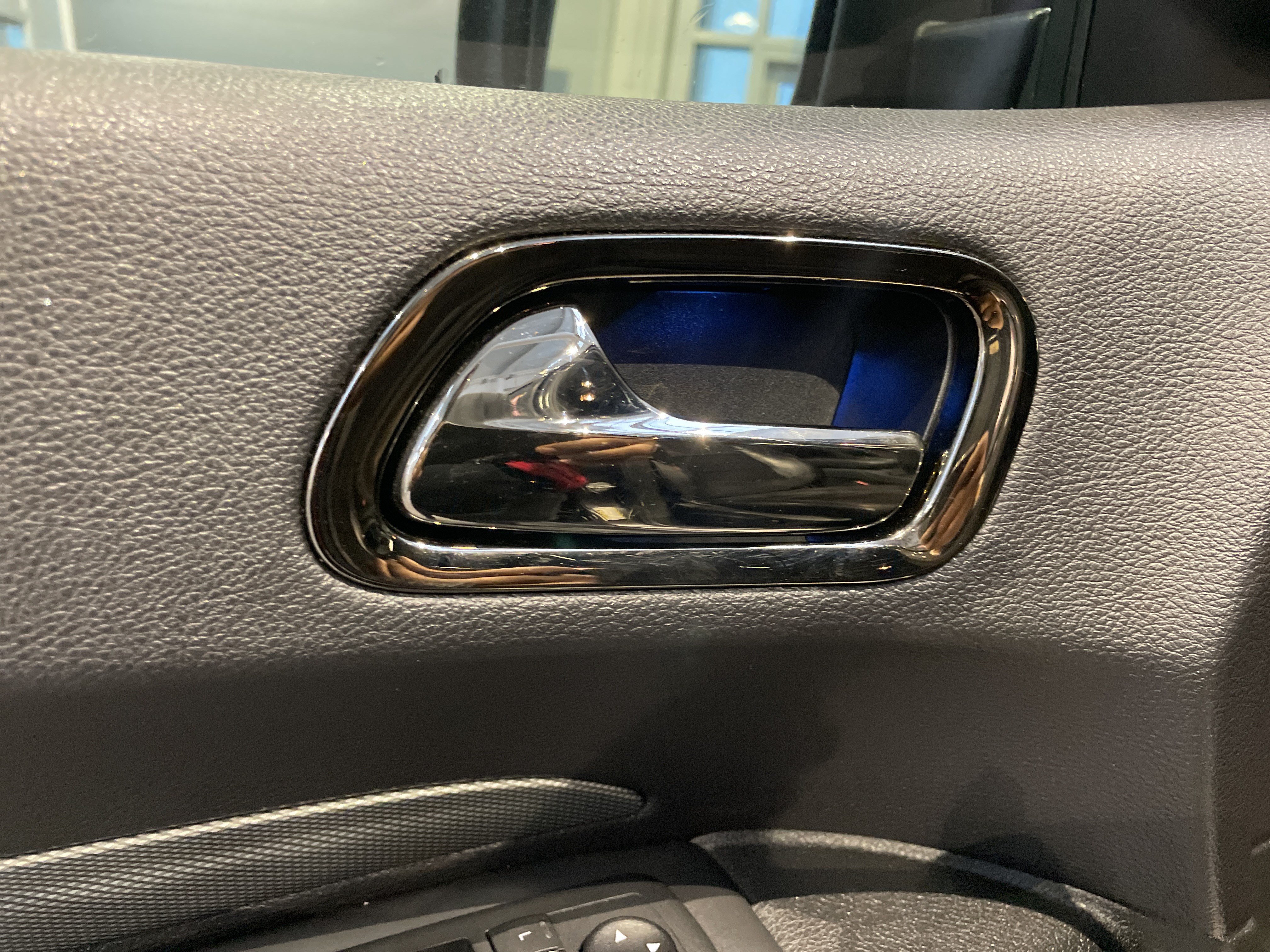 Used 2020 Dodge Durango R/T w/ Blacktop Package RWD image 15