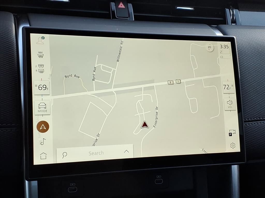 New 2025 Land Rover Discovery Sport Dynamic SE image 19