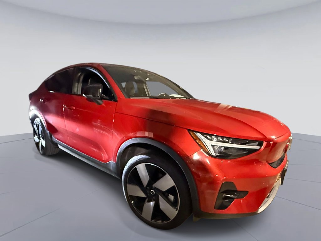 Used 2024 Volvo C40 P8 Recharge Ultimate w/ Protection Package Premier RWD image 2