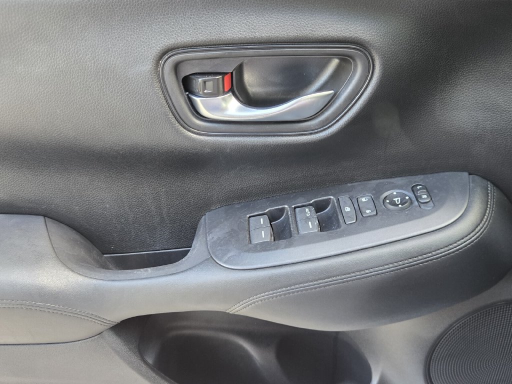 Certified 2024 Honda HR-V LX image 26
