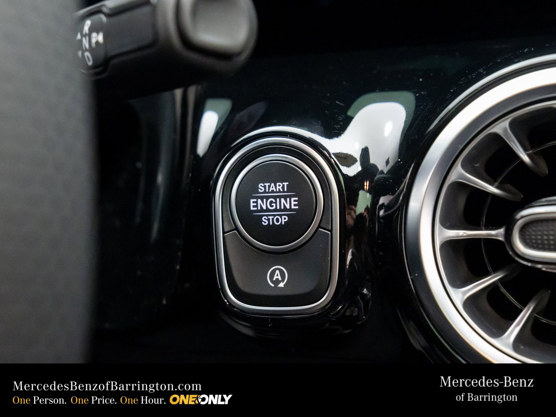 New 2026 Mercedes-Benz GLA 35 AMG 4MATIC image 23