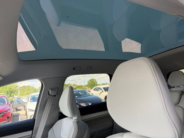 New 2026 Volvo EX90 Plus AWD/4WD image 14