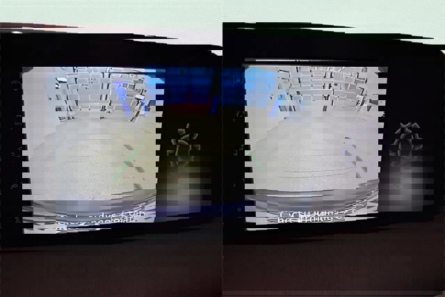 Used 2025 Nissan Kicks SV image 29