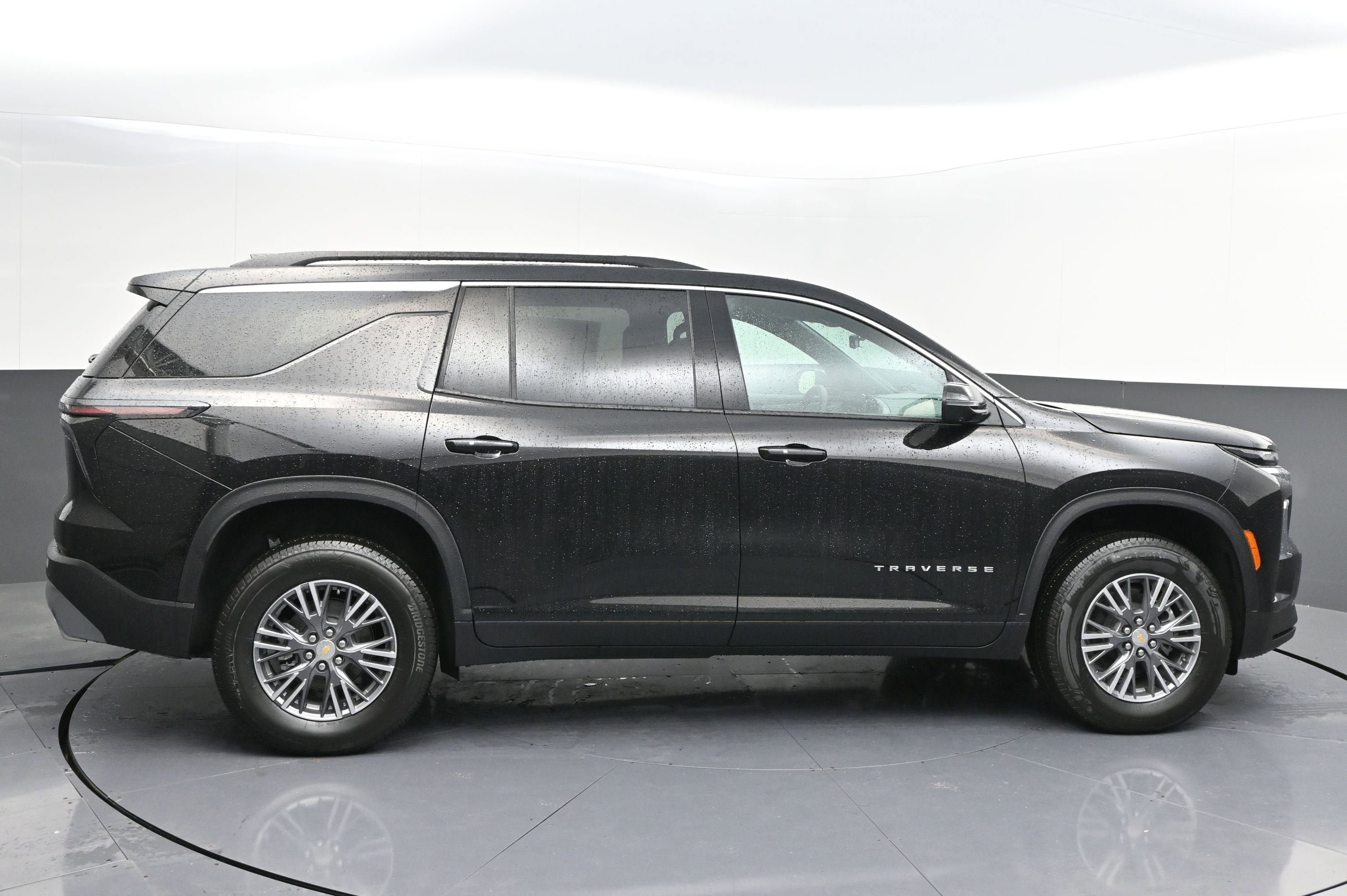 New 2026 Chevrolet Traverse LT AWD/4WD image 8