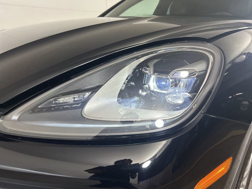 Certified 2022 Porsche Cayenne image 13