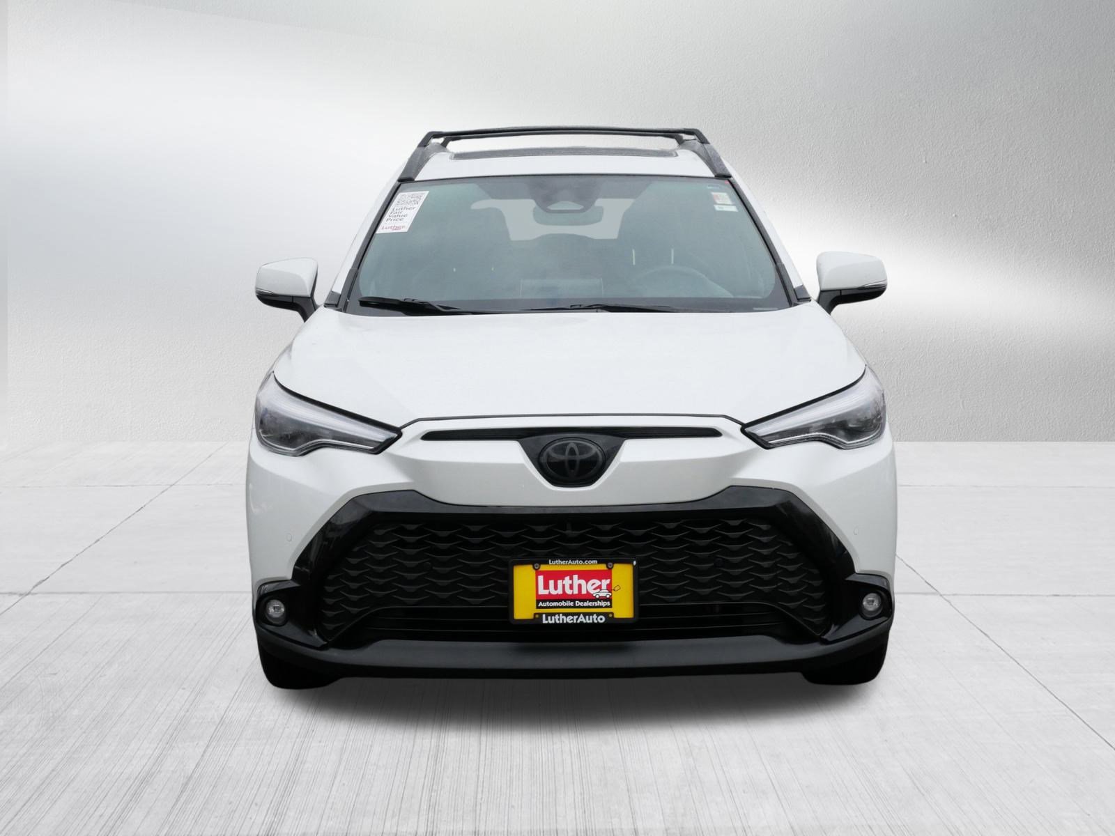 Used 2024 Toyota Corolla Cross XSE w/ Convenience Package video 2