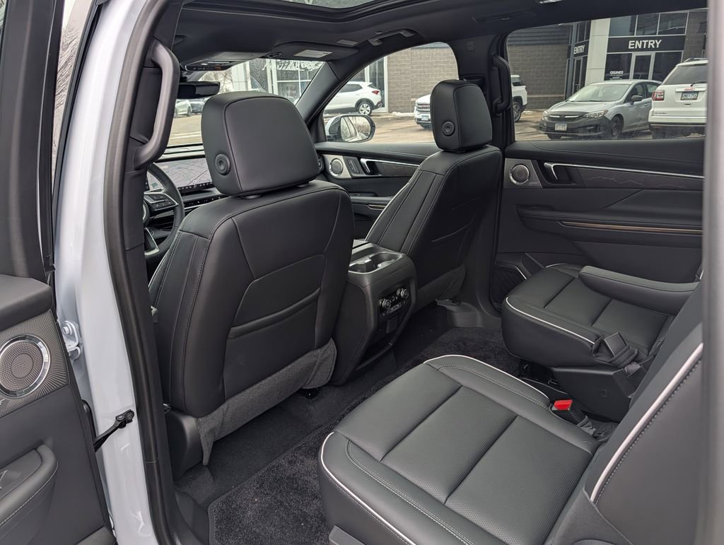 New 2026 Buick Enclave Avenir w/ Super Cruise Package image 16