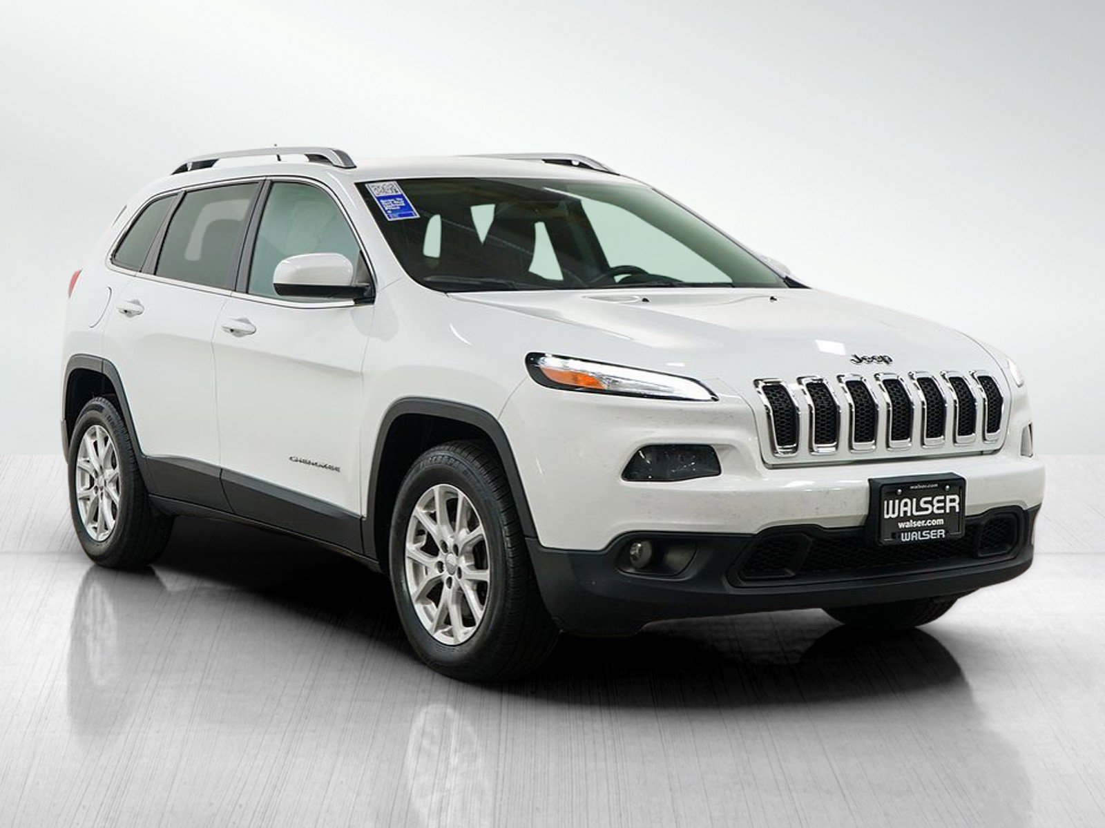 Used 2015 Jeep Cherokee Latitude AWD/4WD image 7
