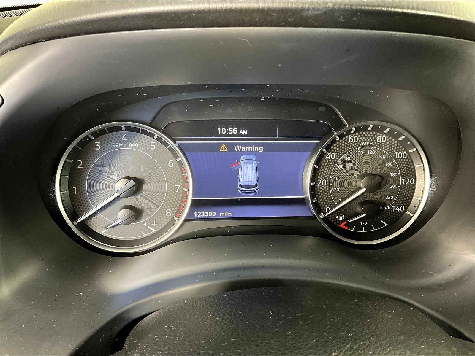 Used 2021 Nissan Armada SV AWD/4WD image 12