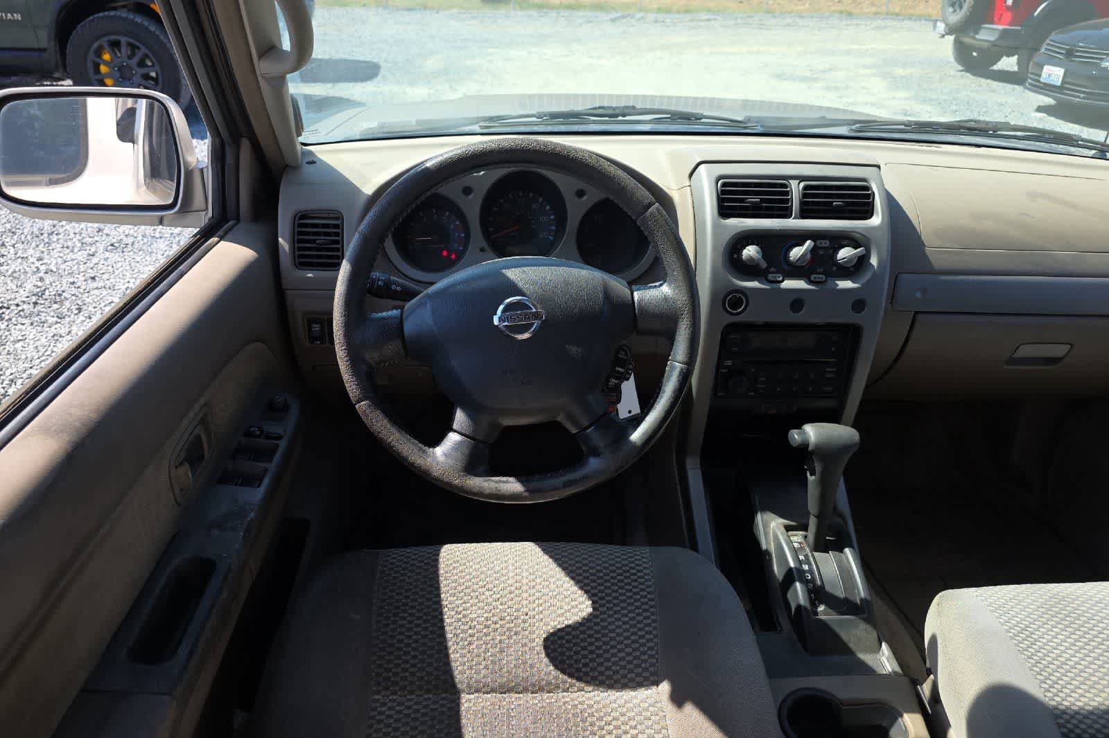 Used 2002 Nissan Frontier SE RWD image 16