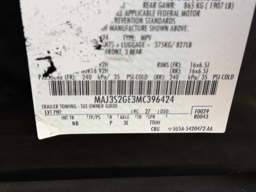 Used 2021 Ford EcoSport SE FWD image 30
