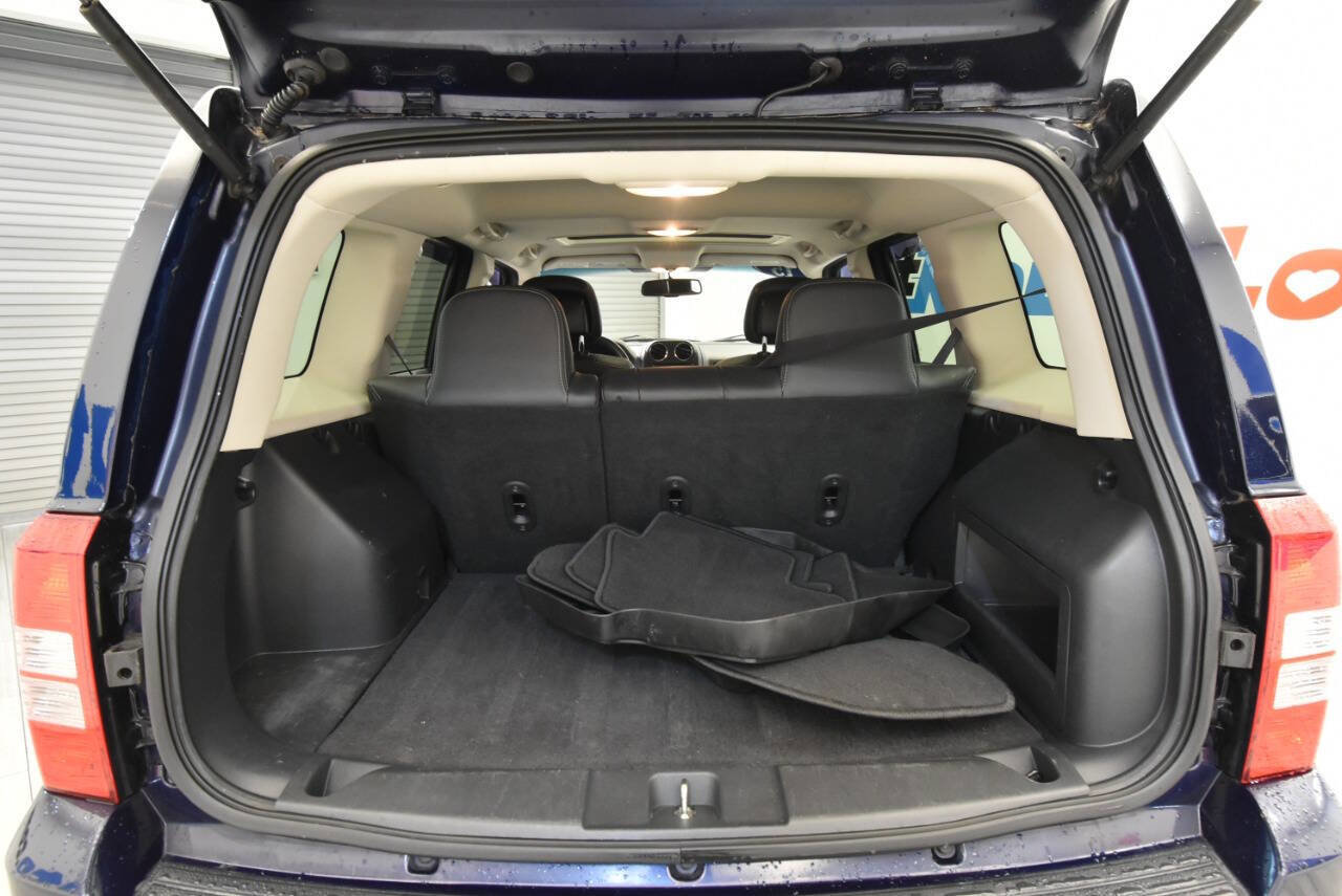 Used 2015 Jeep Patriot High Altitude image 29