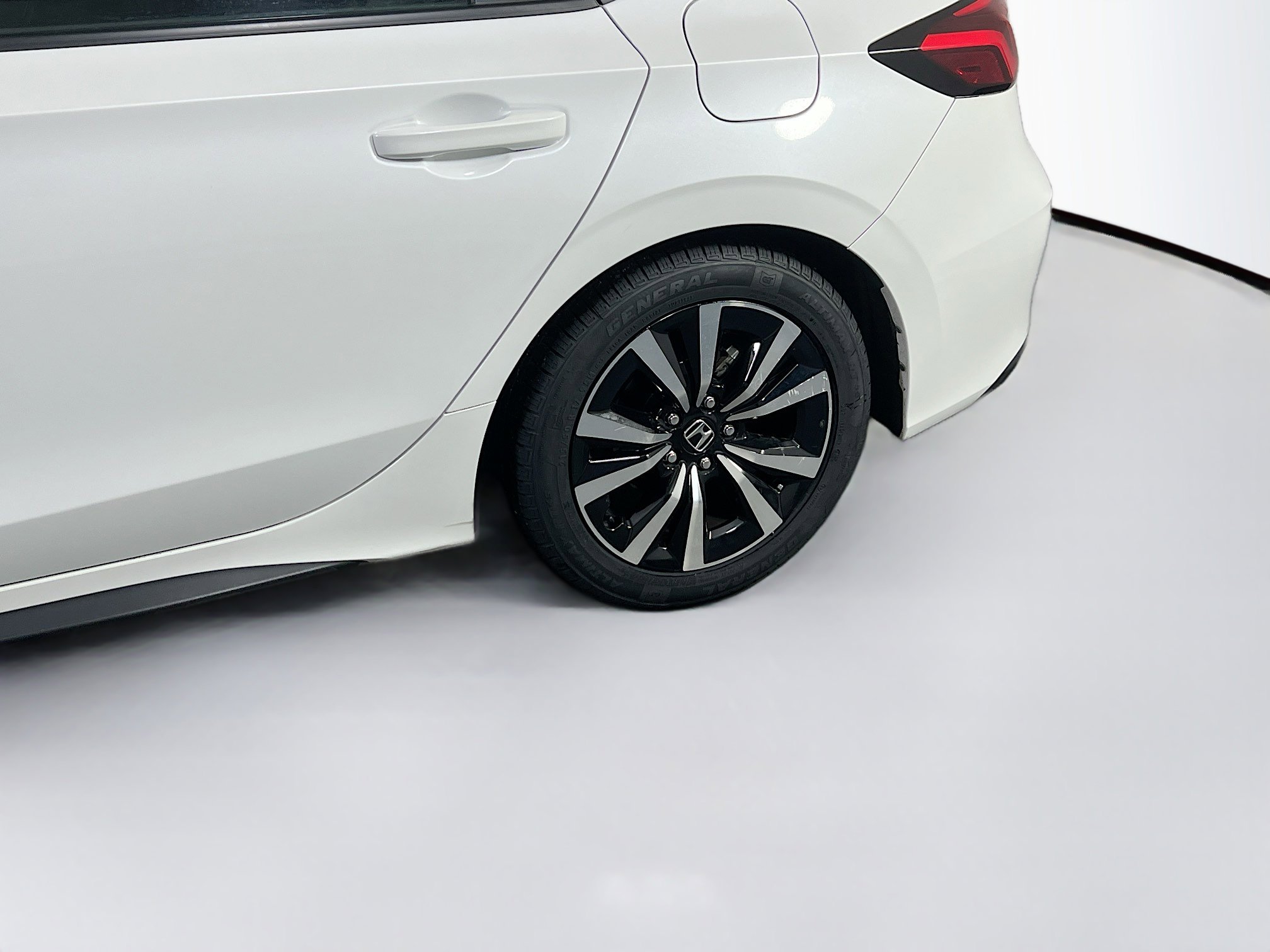 Used 2022 Honda Civic EX-L image 30