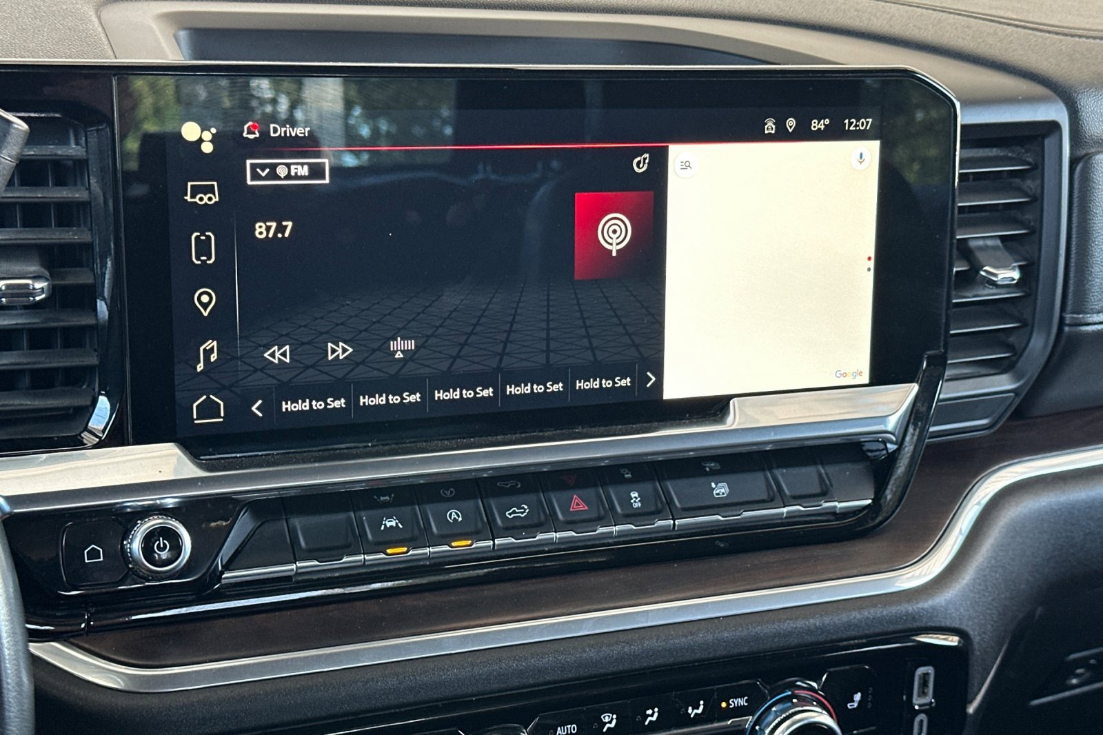 Used 2024 GMC Sierra 1500 SLT image 24