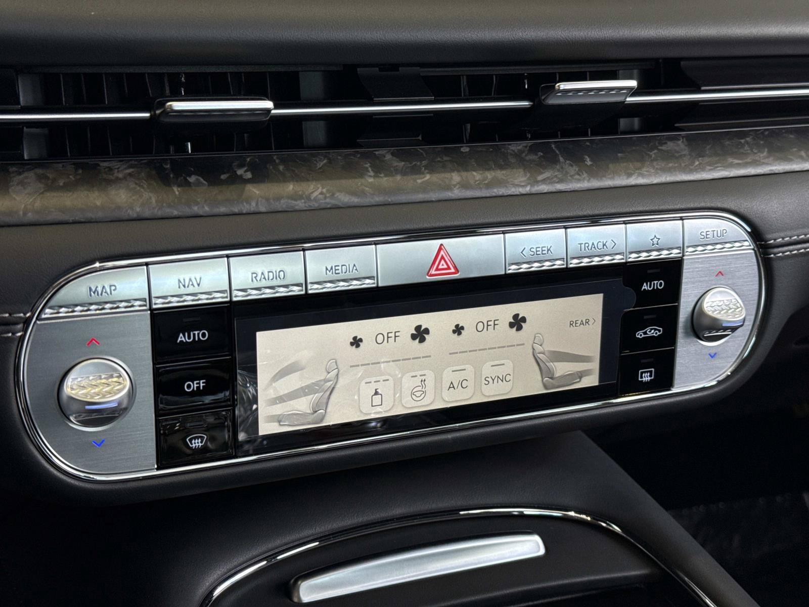 New 2026 Genesis G90 3.5T AWD/4WD image 12