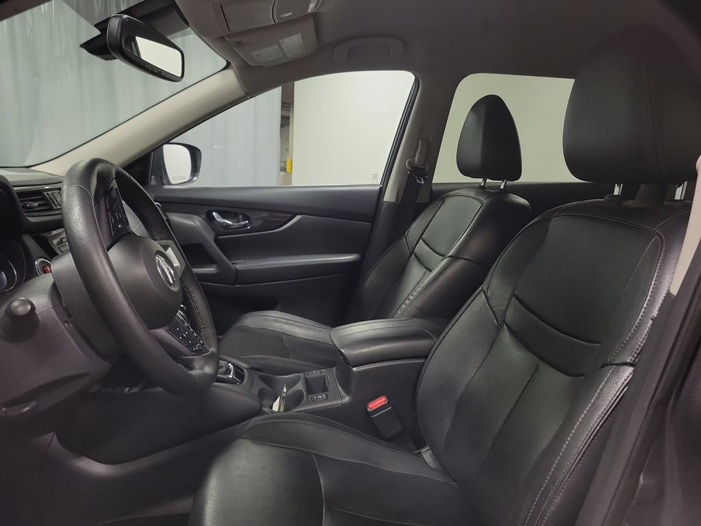 Used 2019 Nissan Rogue SL FWD image 16