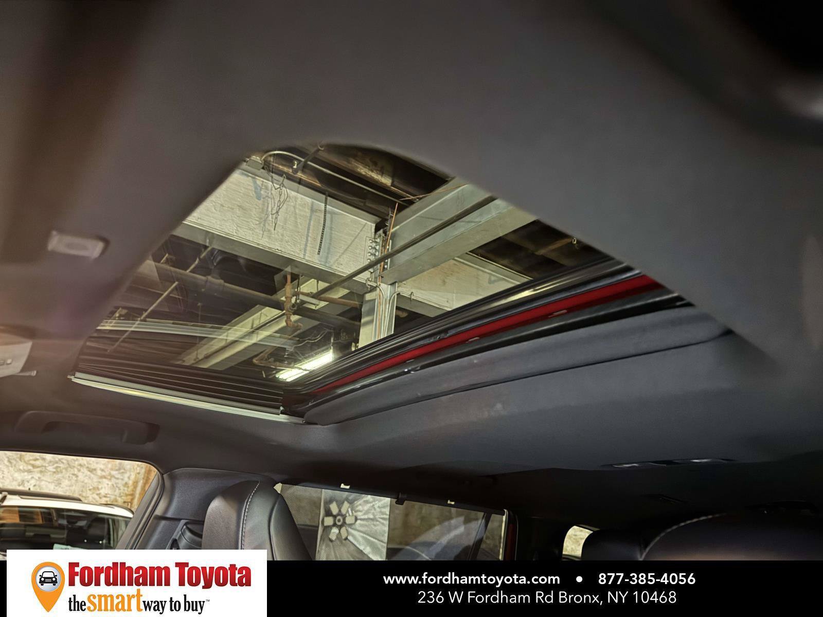 Used 2023 Toyota Highlander XSE AWD/4WD image 20
