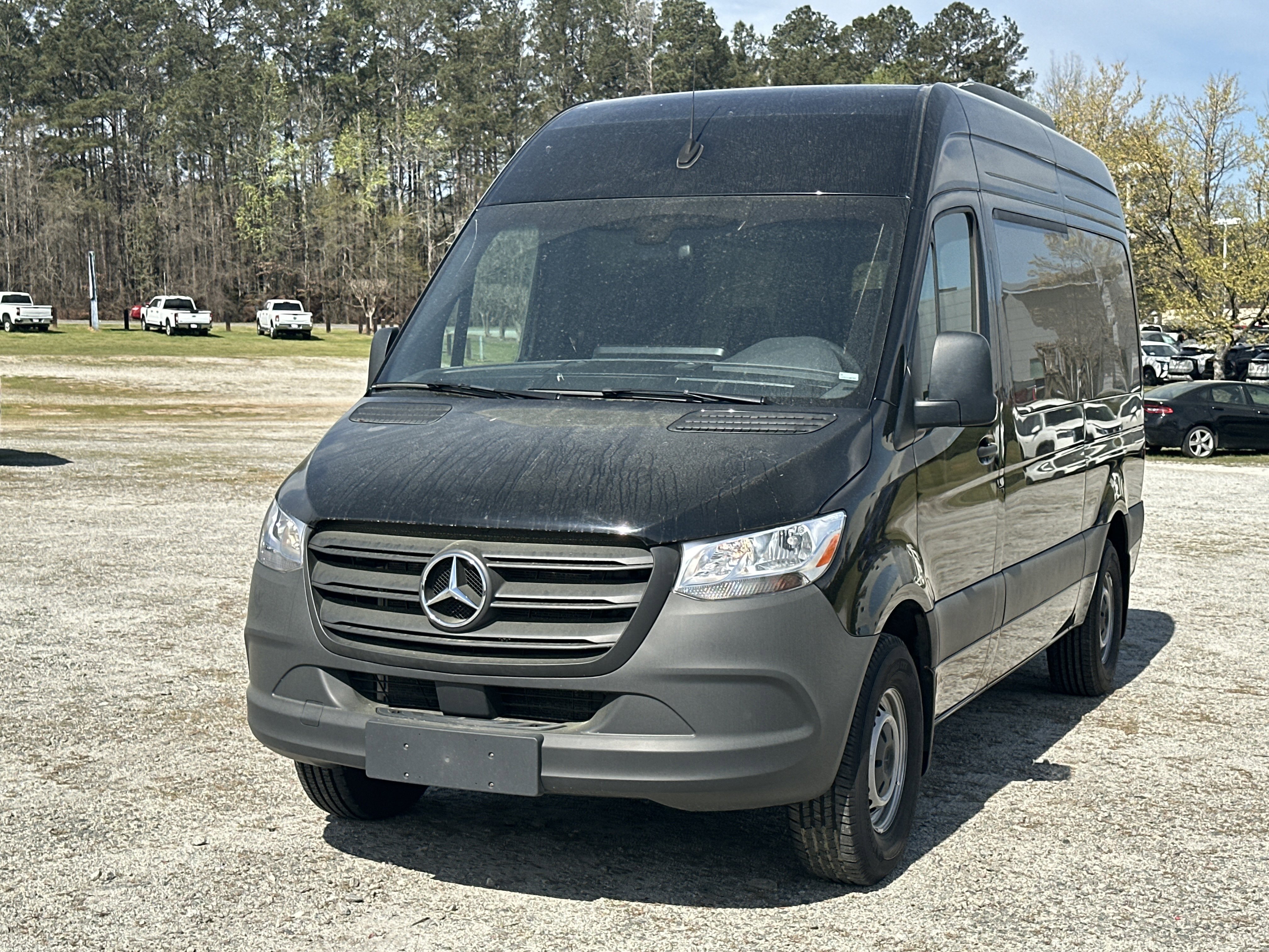 Used 2024 Mercedes-Benz Sprinter 2500 image 1