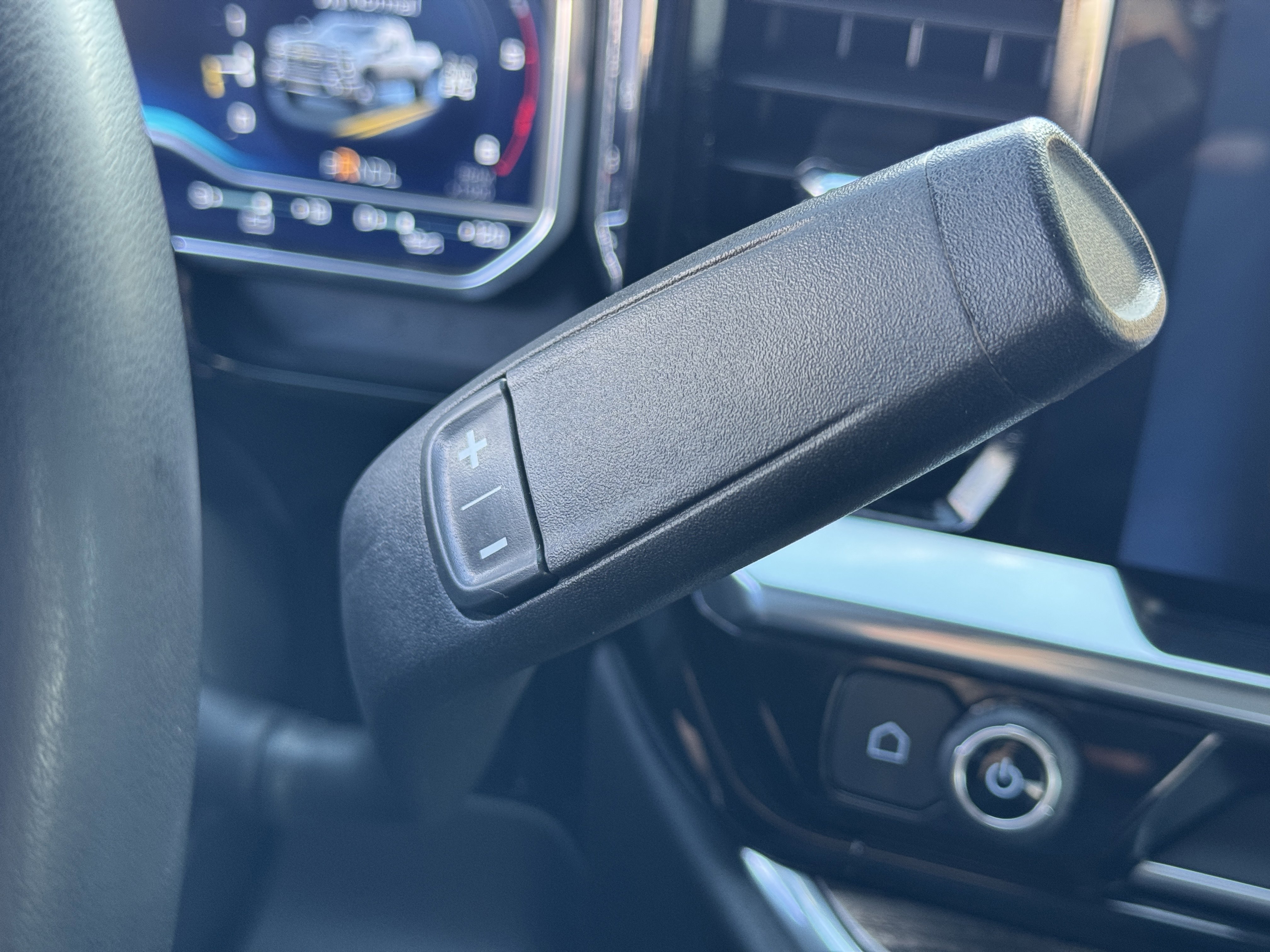 Certified 2024 Chevrolet Silverado 3500 LT image 30