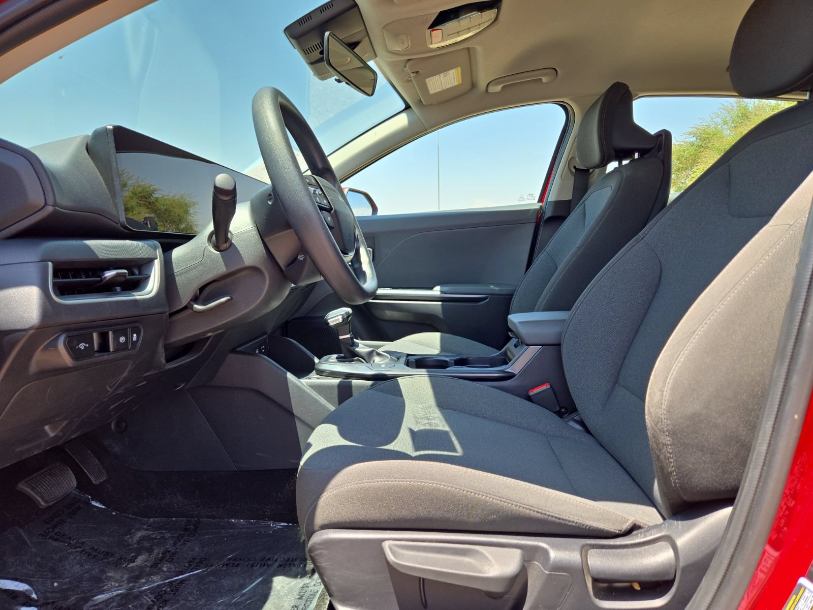 Used 2025 Kia K4 FWD image 22