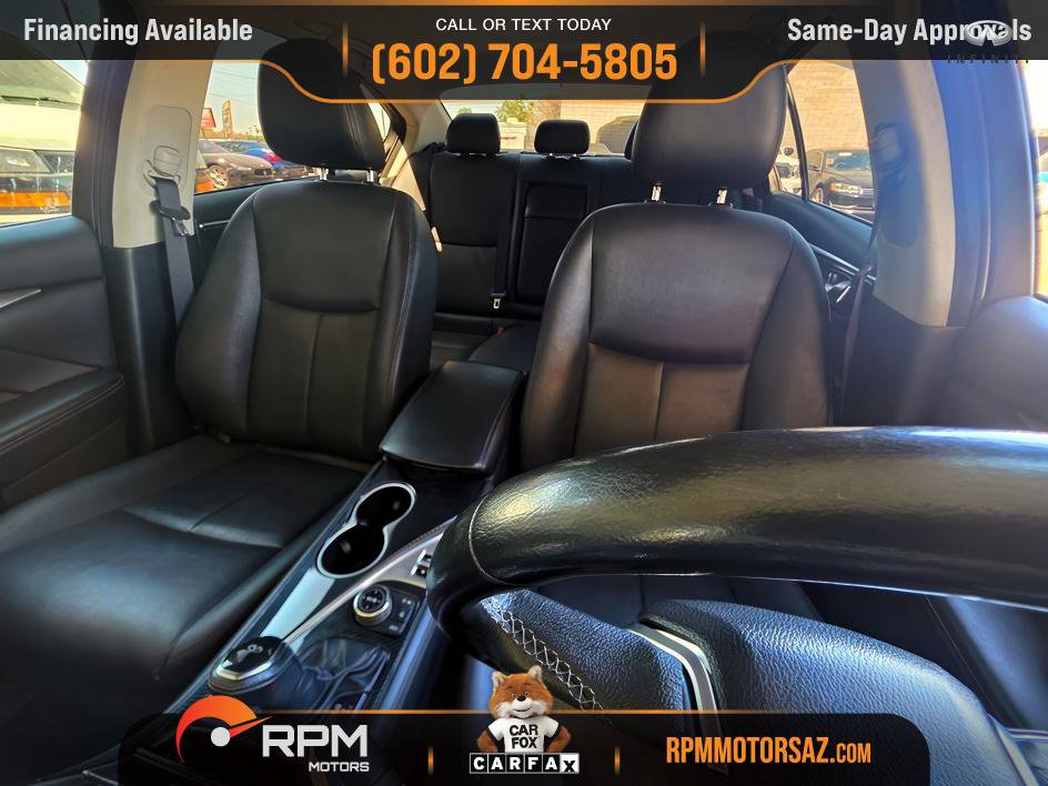 Used 2018 INFINITI Q50 Luxe w/ Cargo Package (L95) RWD image 7