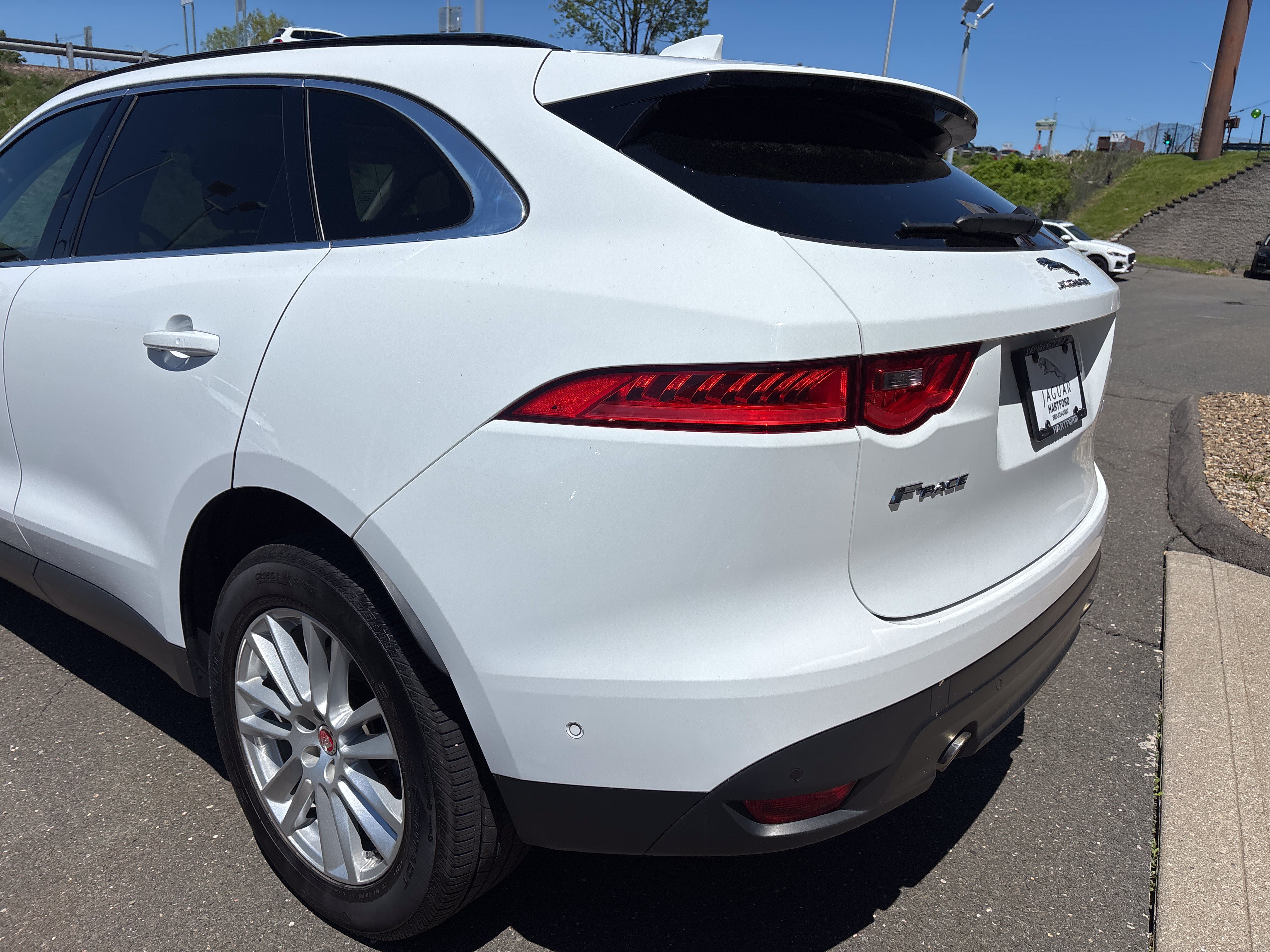 Used 2019 Jaguar F-PACE Prestige AWD/4WD image 14
