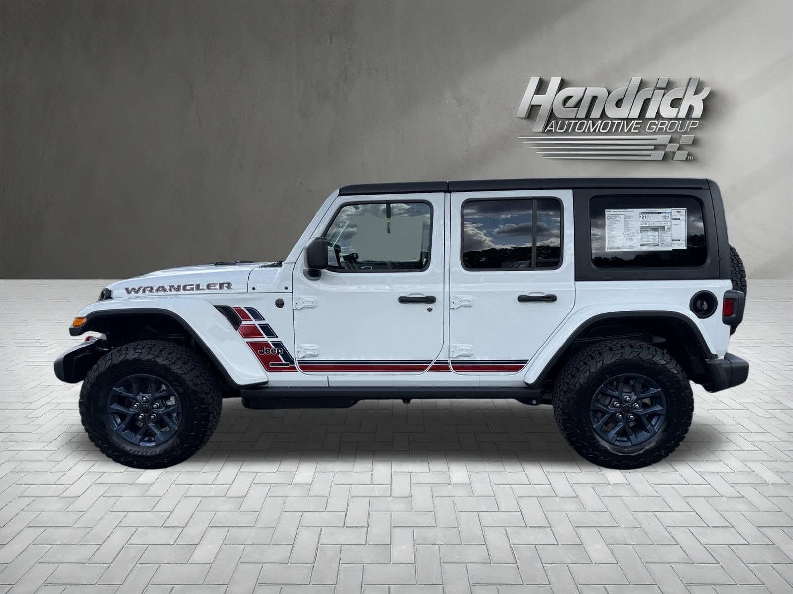 Used 2026 Jeep Wrangler Unlimited Sport w/ Dual Top Group AWD/4WD image 7