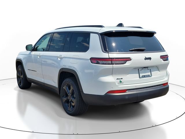 New 2026 Jeep Grand Cherokee L Limited w/ Limited Altitude Package AWD/4WD image 3