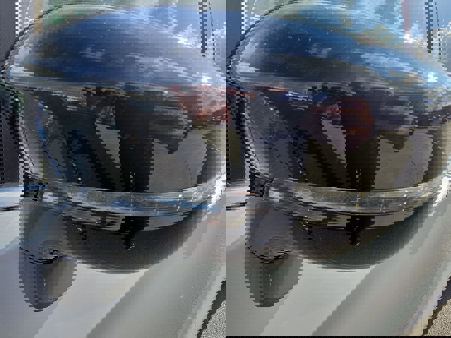 Used 2024 Chrysler Pacifica Touring-L image 14