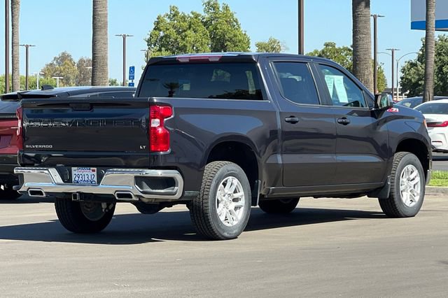 Used 2022 Chevrolet Silverado 1500 LT AWD/4WD image 4