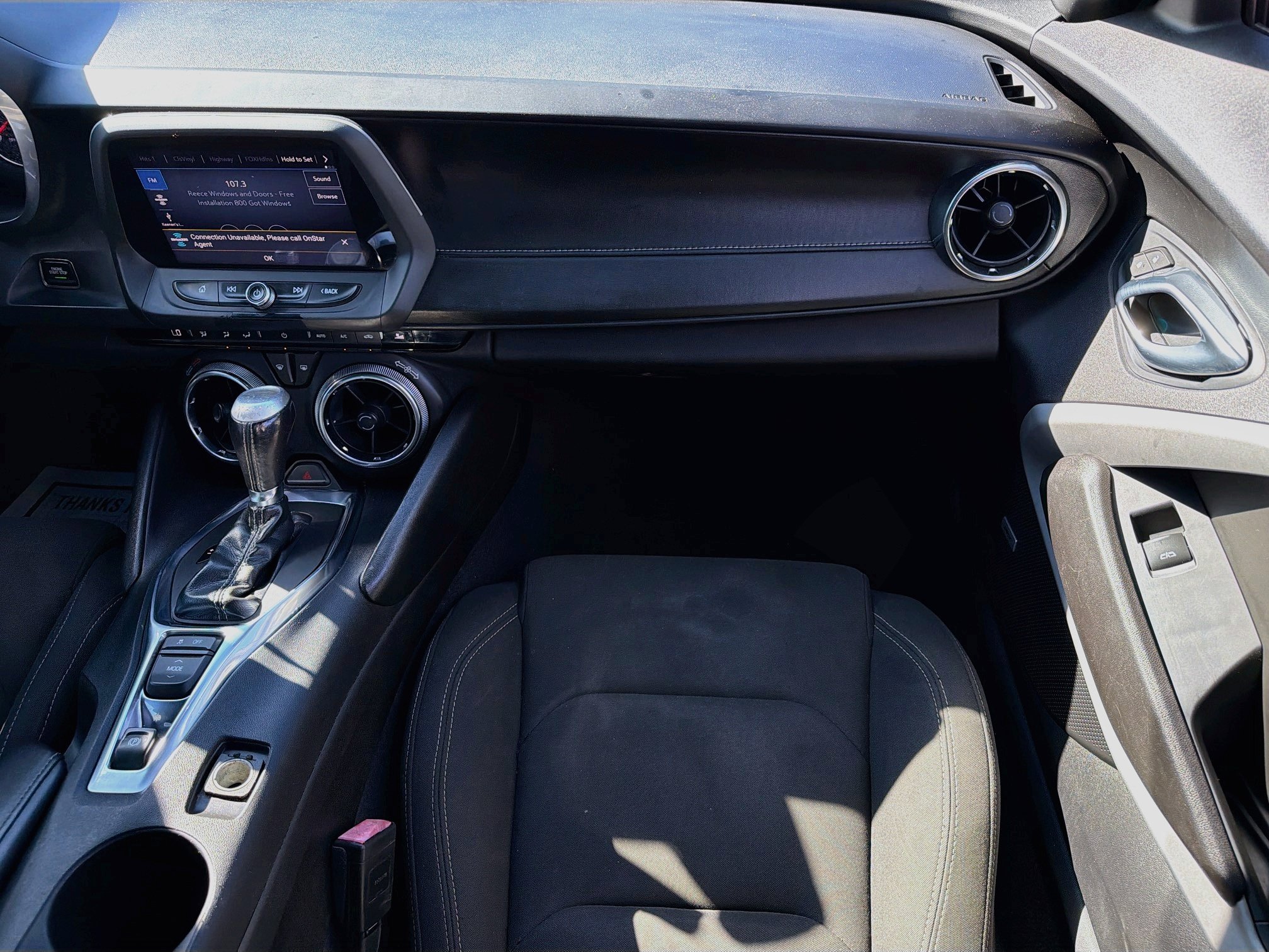 Used 2021 Chevrolet Camaro LT w/ Technology Package RWD image 17