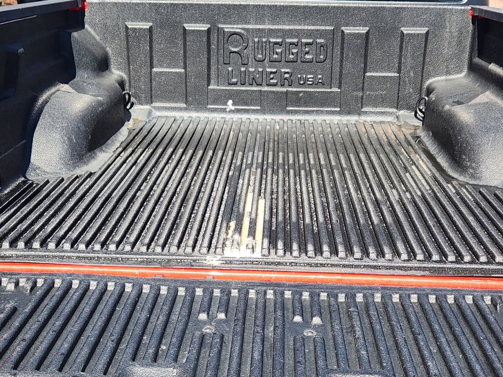 Used 2023 Jeep Gladiator Sport image 16