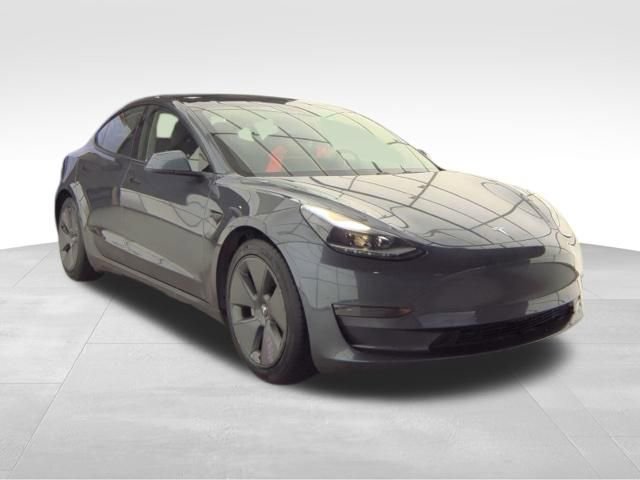 Used 2021 Tesla Model 3 Standard Range Plus image 8