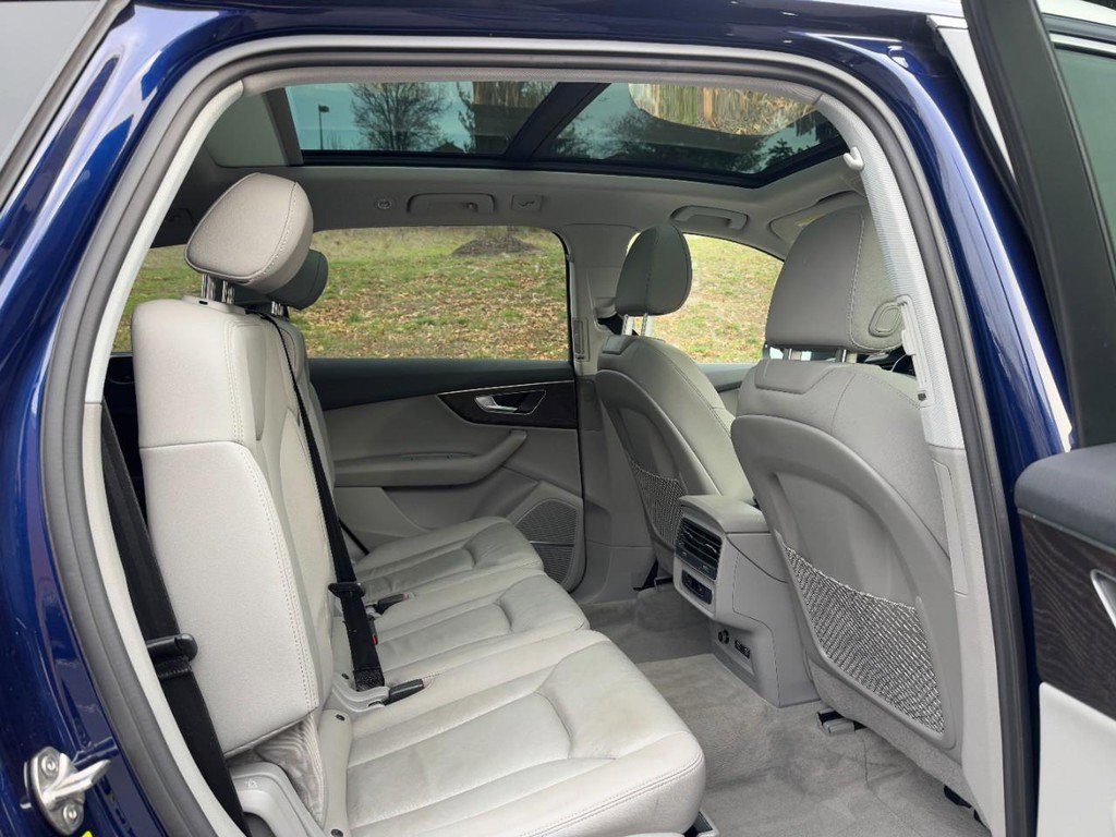 Used 2021 Audi Q7 3.0T Premium Plus image 10