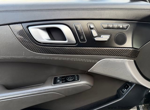 Used 2017 Mercedes-Benz SL 63 AMG image 27