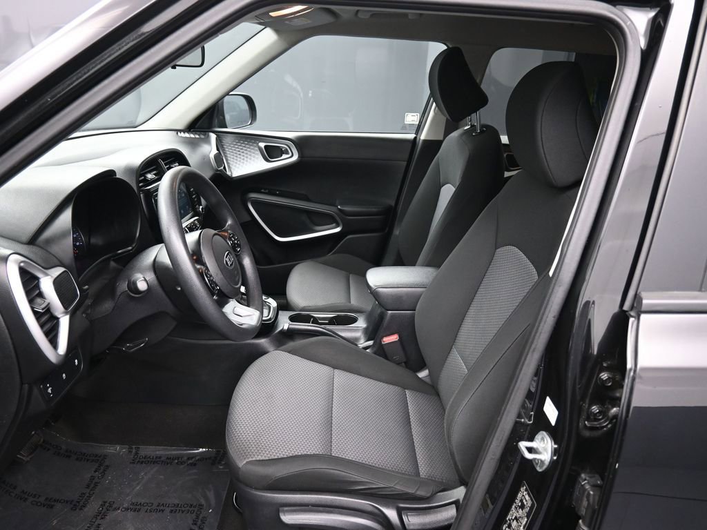 Certified 2021 Kia Soul LX FWD image 18