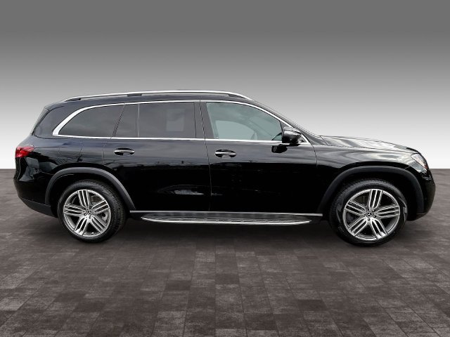 Certified 2024 Mercedes-Benz GLS 450 4MATIC image 8