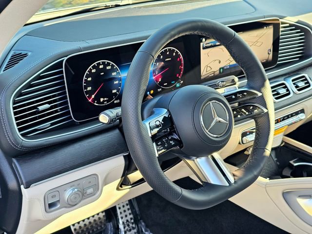 New 2026 Mercedes-Benz GLS 450 4MATIC image 16