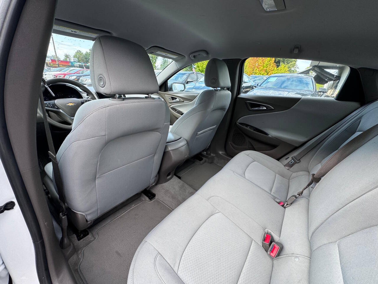 Used 2023 Chevrolet Malibu LS FWD image 10