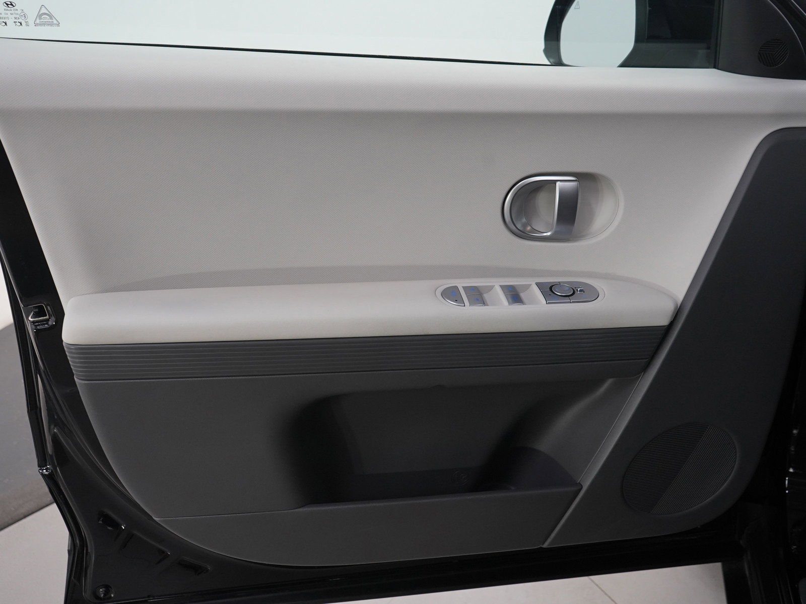 Used 2024 Hyundai Ioniq 5 SEL image 21